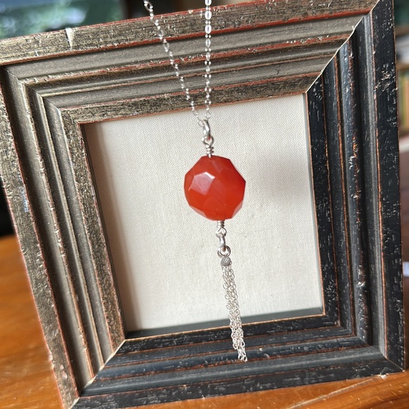 Carnelian tassel pendant in Sterling silver - Picture 2 of 3